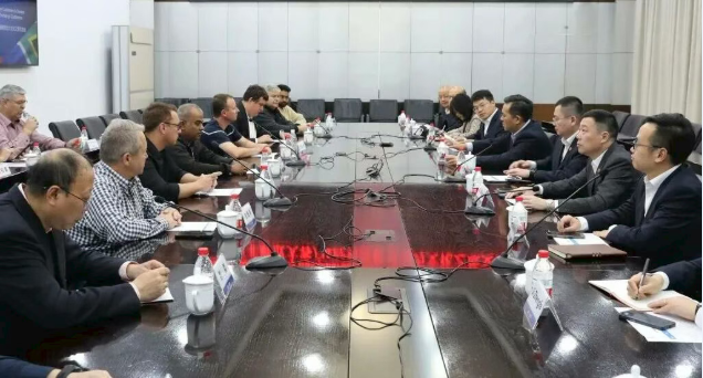 De primera mano | ¡Experiencia inmersiva! Vea cómo FAW Jiefang Power conquista a los clientes sudafricanos.